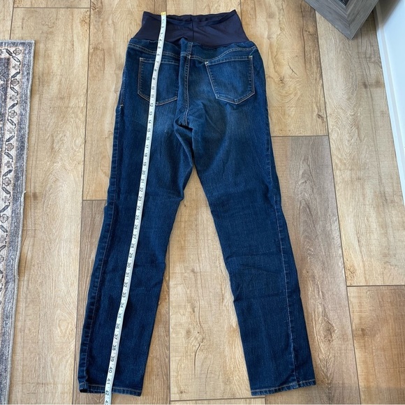 Old Navy maternity full smooth panel skinny jeans. Size 10 - Picture 2 of 5
